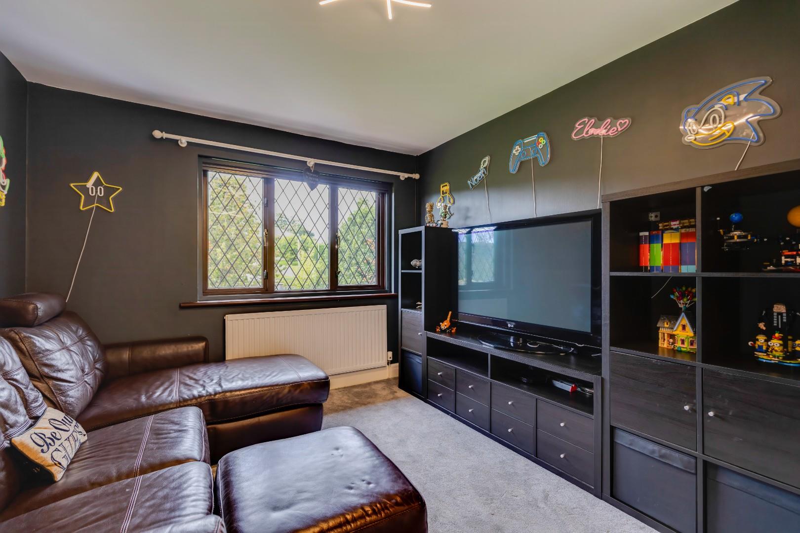 Cowbridge Road, Talygarn, Pontyclun, CF72 9JU